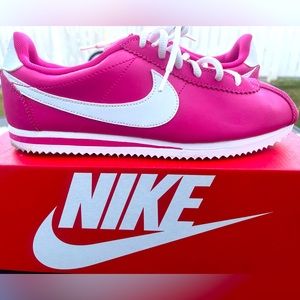 Nike Cortez Sneakers